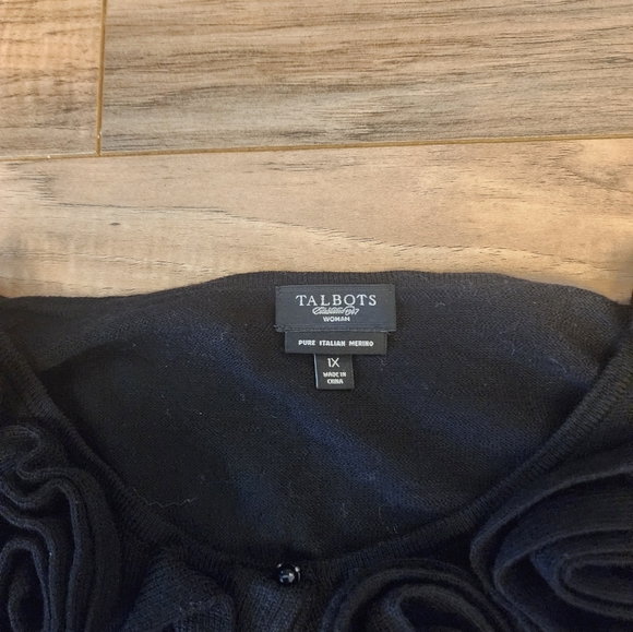 Sweater - Picture 2 of 8